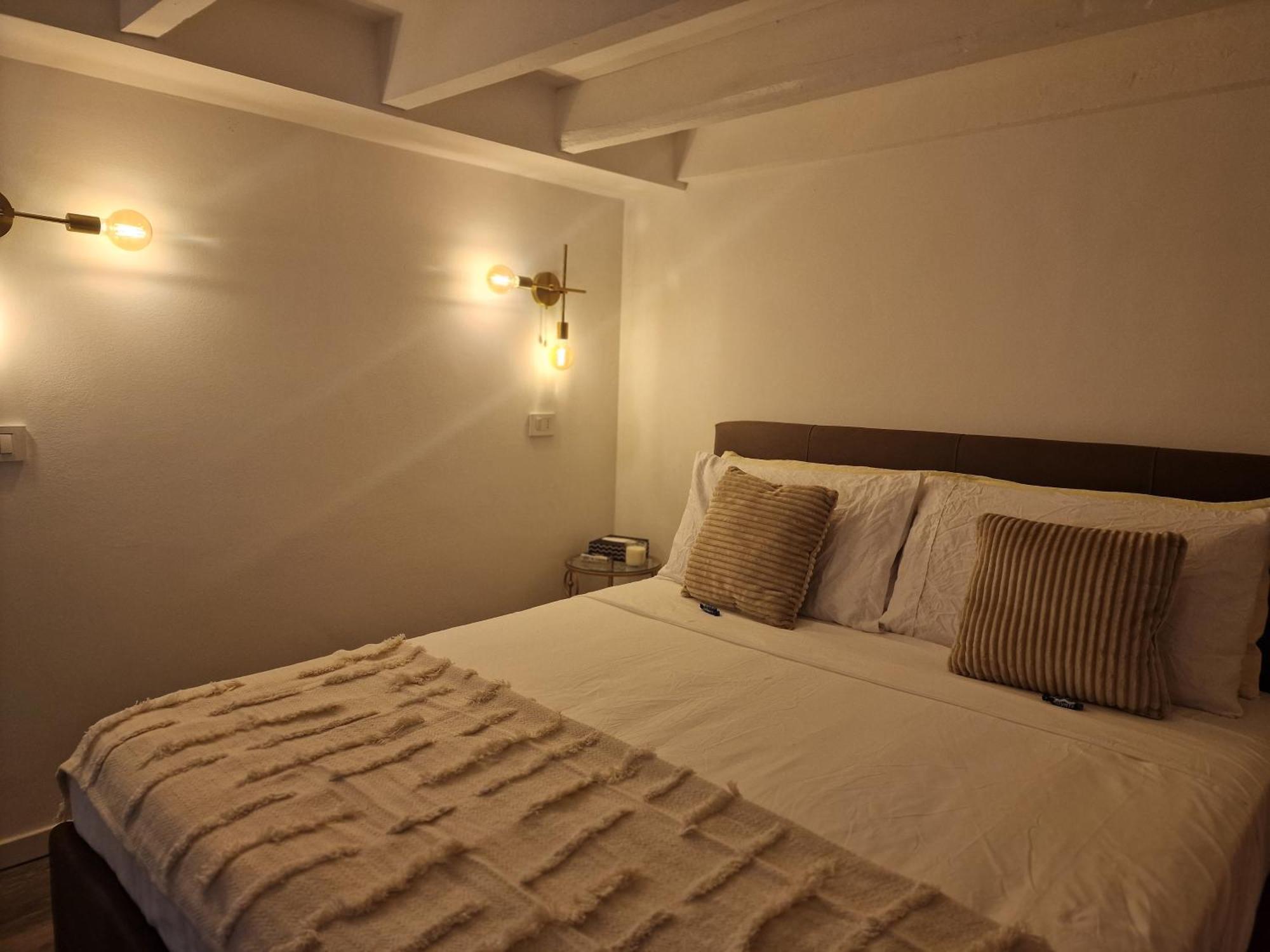 Regina Milano In Porta Romana 3 - Sky Tv, Wifi & Breakfast Box公寓 外观 照片